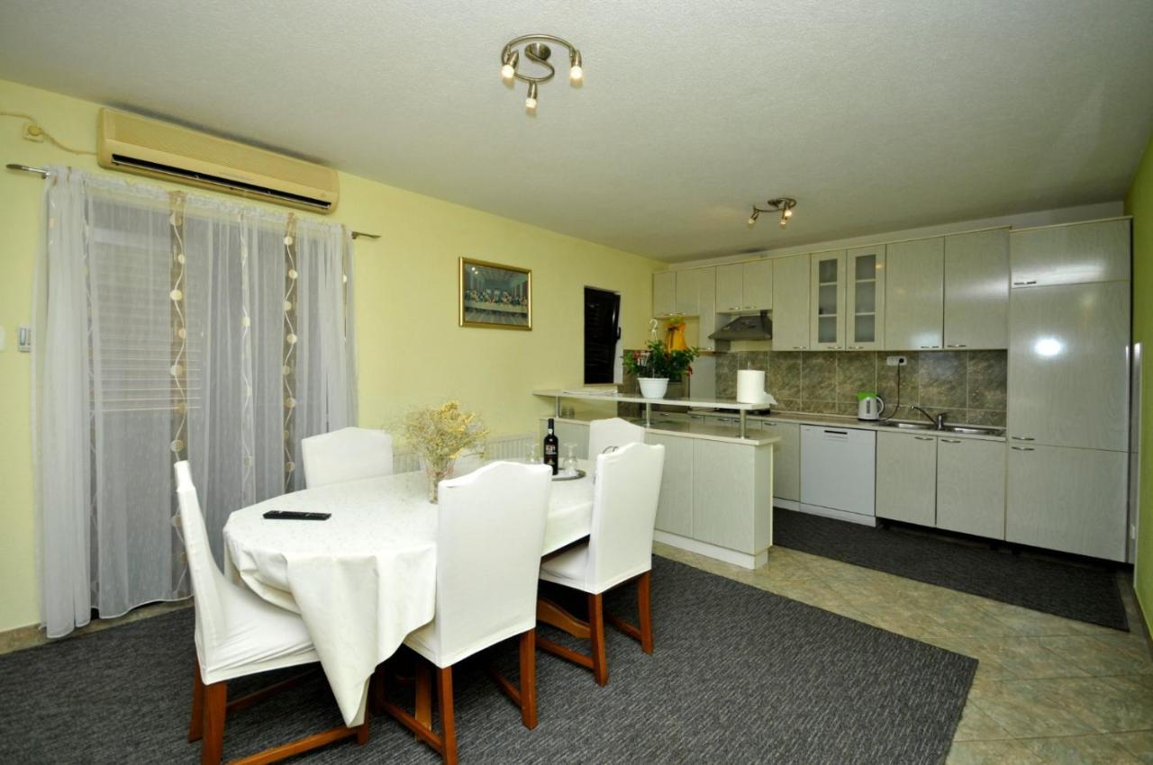 Roso Apartment With Sea View Trogir Zewnętrze zdjęcie